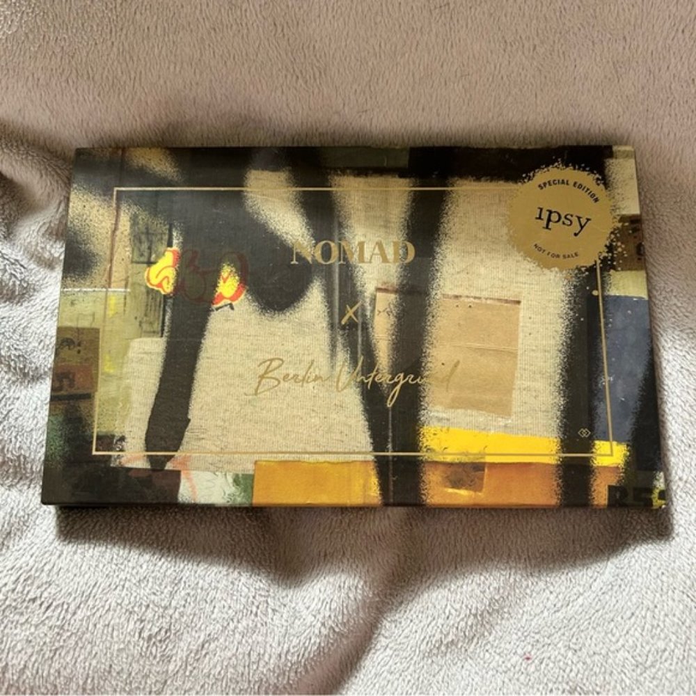 Nomad Berlin Underground Palette 15 Eye Shadow Palette- NIB - Picture 2 of 8
